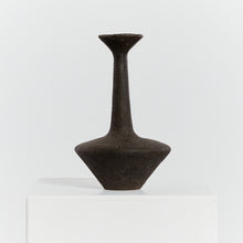 Load image into Gallery viewer, Sculptural studio pottery vessel
