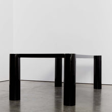 Load image into Gallery viewer, Lacquered dining table by Lella Vignelli for Rosenthal
