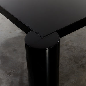 Lacquered dining table by Lella Vignelli for Rosenthal