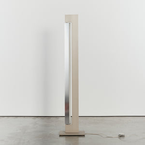 Rotating Ara floor lamp by Ilaria Marelli