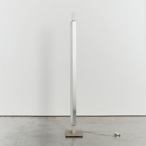 Rotating Ara floor lamp by Ilaria Marelli