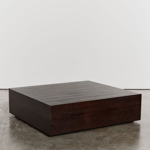 Monolithic coffee table with shadow gap