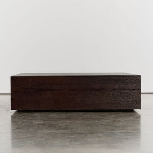 Monolithic coffee table with shadow gap