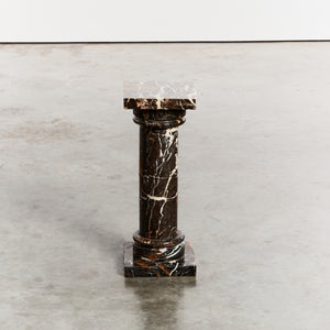 Small black and golden marble pedestal - HIRE ONLY
