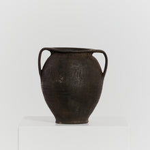Load image into Gallery viewer, Blackened clay cosi pot
