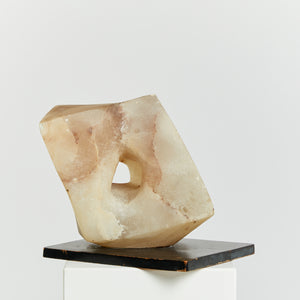 Abstract quartz stone sculpture by Wilby Hart