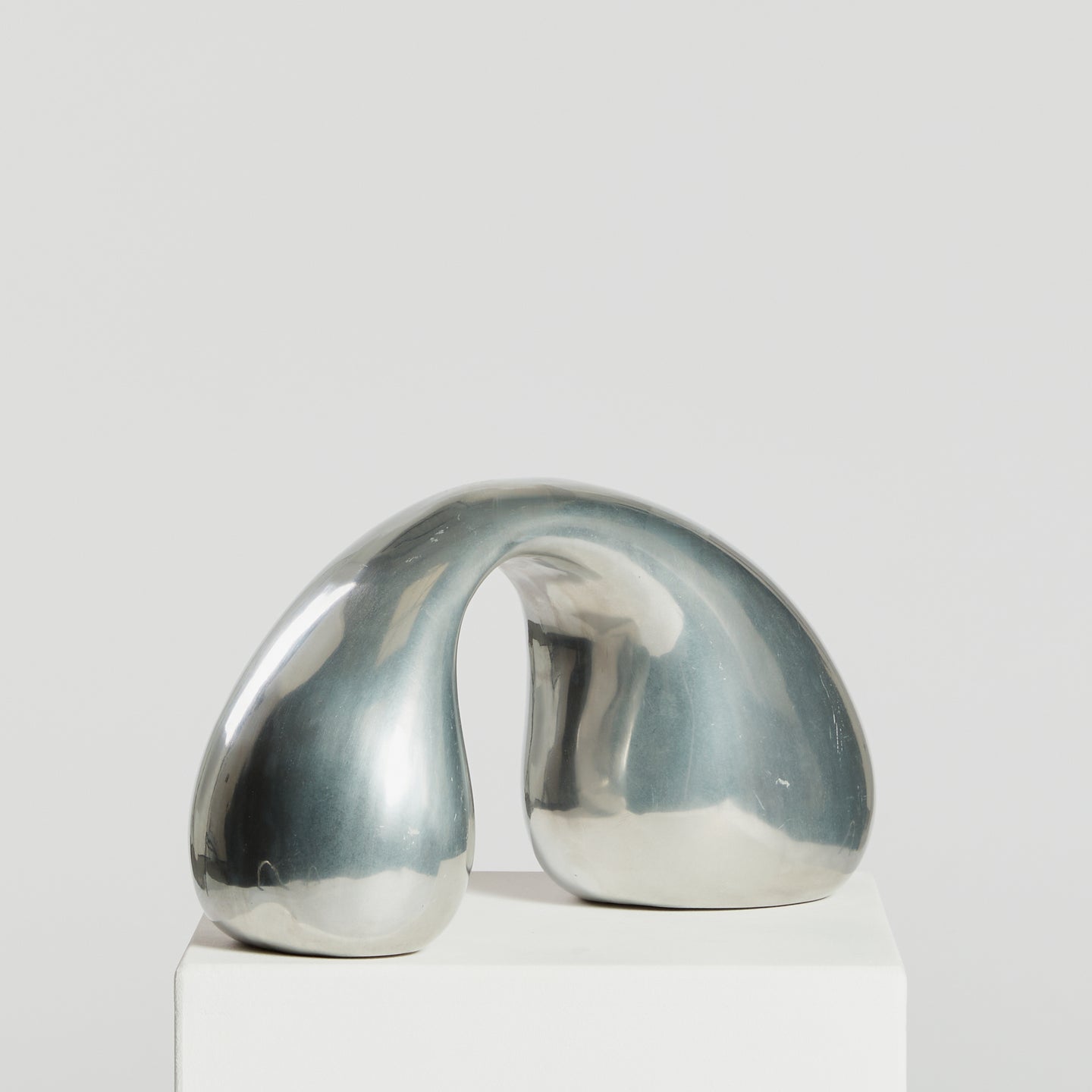 Postmodern aluminium biomorphic sculpture by Eva Moritz