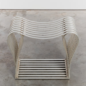 Sculptural aluminium ribbon seat