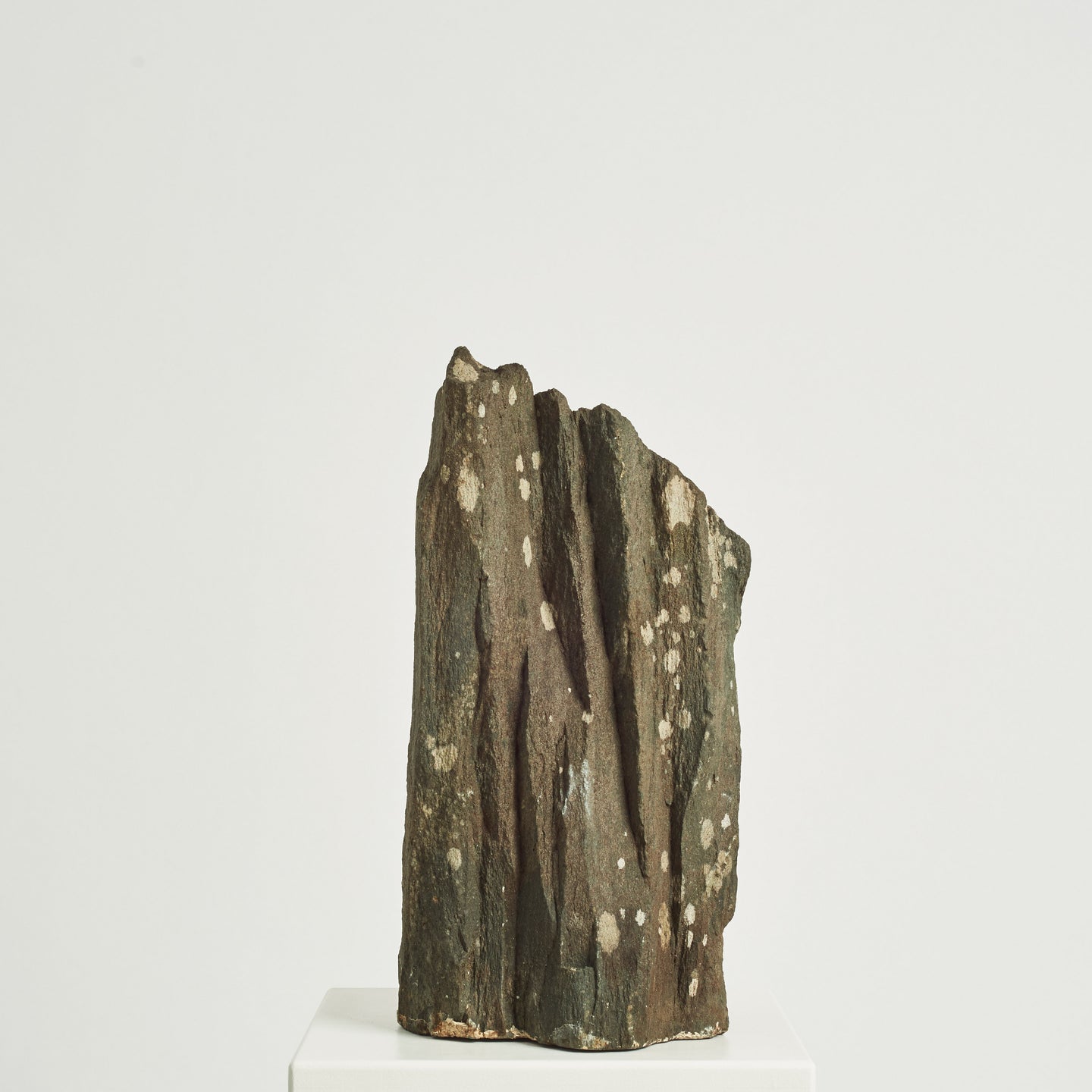Geoffrey Harris slate sculpture #1 - HIRE ONLY