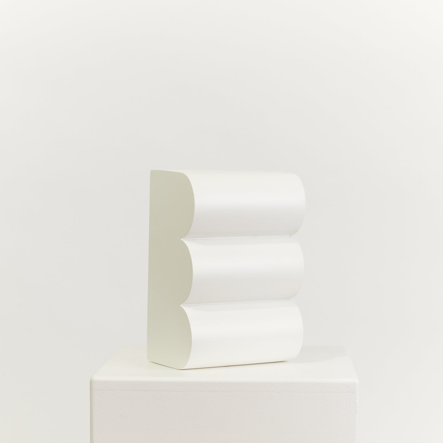 Pillow ark plinth/shape - HIRE ONLY