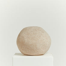 Load image into Gallery viewer, Andre Cazenave Dora stone lamp
